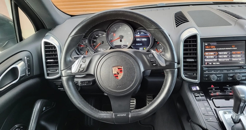 Porsche Cayenne cena 67700 przebieg: 221900, rok produkcji 2011 z Kałuszyn małe 742